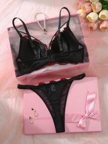 SHEIN 2件套蕾丝刺绣性感女士内衣套装