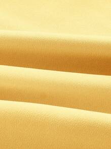 SHEIN MOD Vestido sin mangas con volantes en el bajo y lazo de cinta rosa para mujer de talla grande - Amarillo - Ver 4