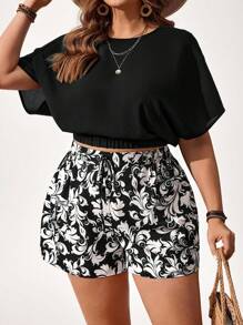SHEIN LUNE Damen Urlaubs-Set in Großen Größen mit einfarbiger Fledermausärmel Bluse und Shorts mit Blume Muster, 2 Stücke - Schwarz - Übersicht 5