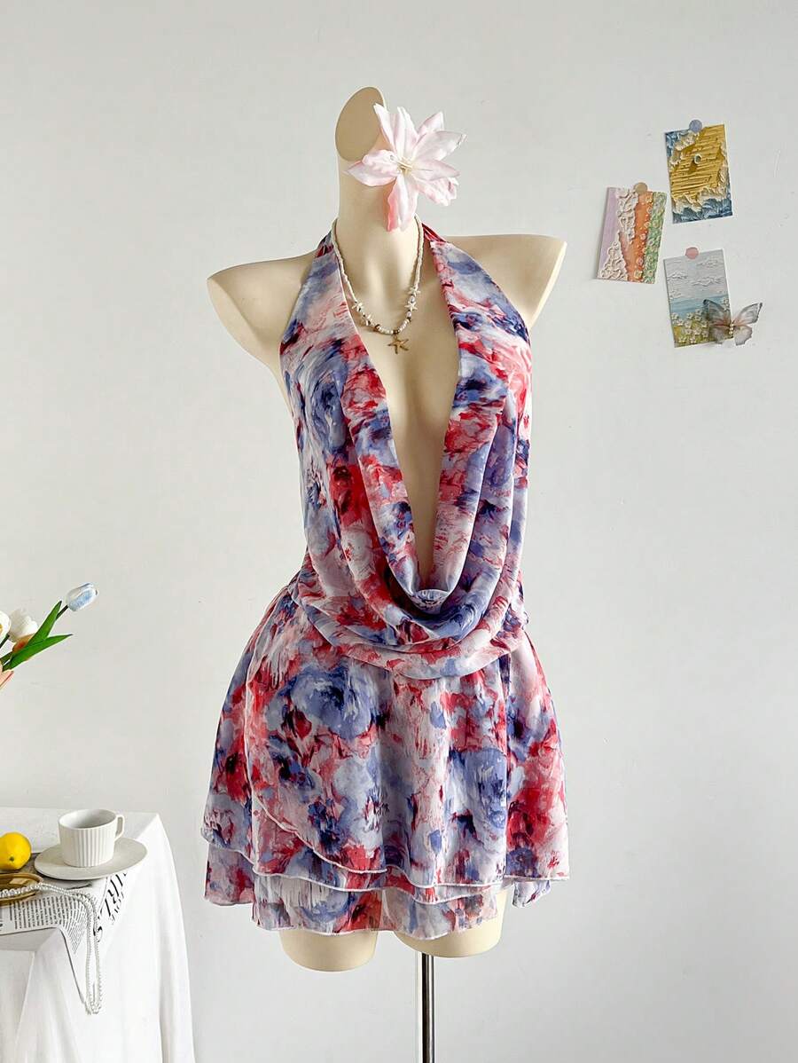 Soleia Vestido corto de tirantes con cuello profundo en V, volantes, bajo asimétrico y efecto tie-dye, ideal para vacaciones