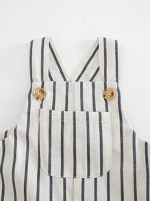 Cozy Pixies 2 Stücke Baby Jungen geripptes weiches Kragen Kurzarm Top mit halber Knopfleiste und gestreifter Latzhose-Shorts Set