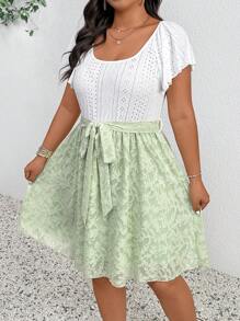 SHEIN Frenchy 大码女式夏季刺绣拼色荷叶边袖迷你连衣裙