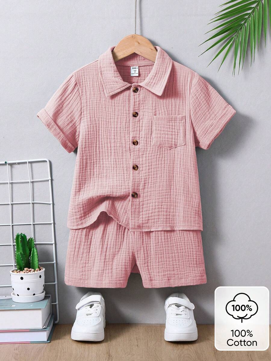 SHEIN 2 件套年轻男孩休闲简约学院风 100% 纯棉短袖衬衫和短裤套装,适合日常、上学、度假、假日、旅行、放松、日光浴、春夏季 - 藕粉色 - 查看 1