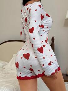 Dream Adore Playsuit met lange mouwen en kanten hartprint