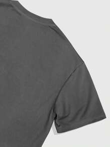ROMWE MEN Street Life Men's Street Summer Letter & Character Print Round Neck Short Sleeve Casual T-Shirt