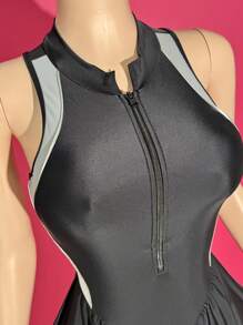 Slaydiva 2025 Spring/Summer New Bohemian Musical Festival Country Western Beach Vacation Innovative Y2K Sexy Bombshell Athletic Knit Flowy Sleeveless Stand Collar Button Front Colorblock Side Seam Princess Seam Inverted Pleat Ruffle Asymmetric Hem Swimsuit Dress