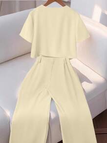 Franclia 女士优雅圆领短袖衬衫和休闲裤两件套 - 杏色 - 查看 2