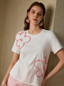 MOTF PREMIUM EMBROIDERY FLORAL SHORT SLEEVE TEE