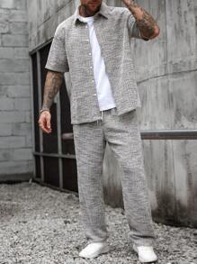 Manfinity LEGND Men's Solid Color Button-Front Short Sleeve Shirt And Pocket Pants Casual Suit Casual Two Pieces Set Men Streetwear, Travel, Daily Wear Outfits Husband And Boyfriend Gifts For Friends
