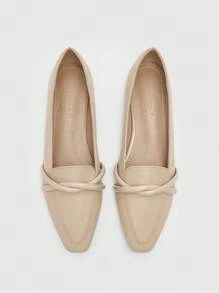 CUCCOO BIZCHIC Sepatu flat wanita model loafer vintage dengan ujung berbentuk almond, tali silang, dan sol lembut, nyaman untuk perjalanan sehari-hari dan bekerja, cocok untuk Natal. - Aprikot - View 1