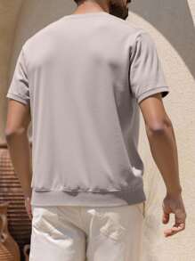 Manfinity Homme Men's Casual Solid-Color Summer Short-Sleeved Knit Shirt, Seamless One-Piece Construction, Cool And Breathable - Khaki - View 2