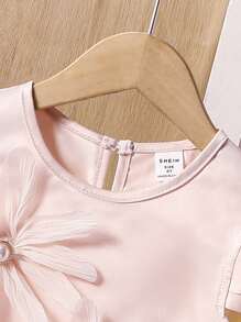 SHEIN 2 件套少女套装：优雅 3D 花卉装饰上衣和宽腿褶皱裤 - 粉色 - 查看 6
