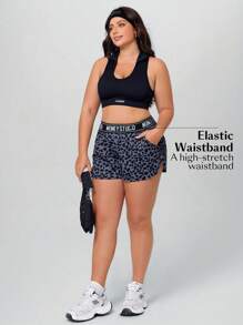 SHEIN Essnce 大码女式高弹力针织牛仔豹纹休闲宽松轻便运动工装短裤 - 藍色 - 查看 4