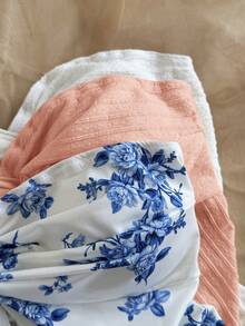 Soleia 女士假期：1 套蓝色花卉印花和纯色抹胸上衣 - 彩色 - 查看 4