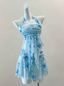 Zolique 2pcs/Set Women's Blue Vacation Printed Halter Top And Mini Skirt Set - Baby Blue - View 1