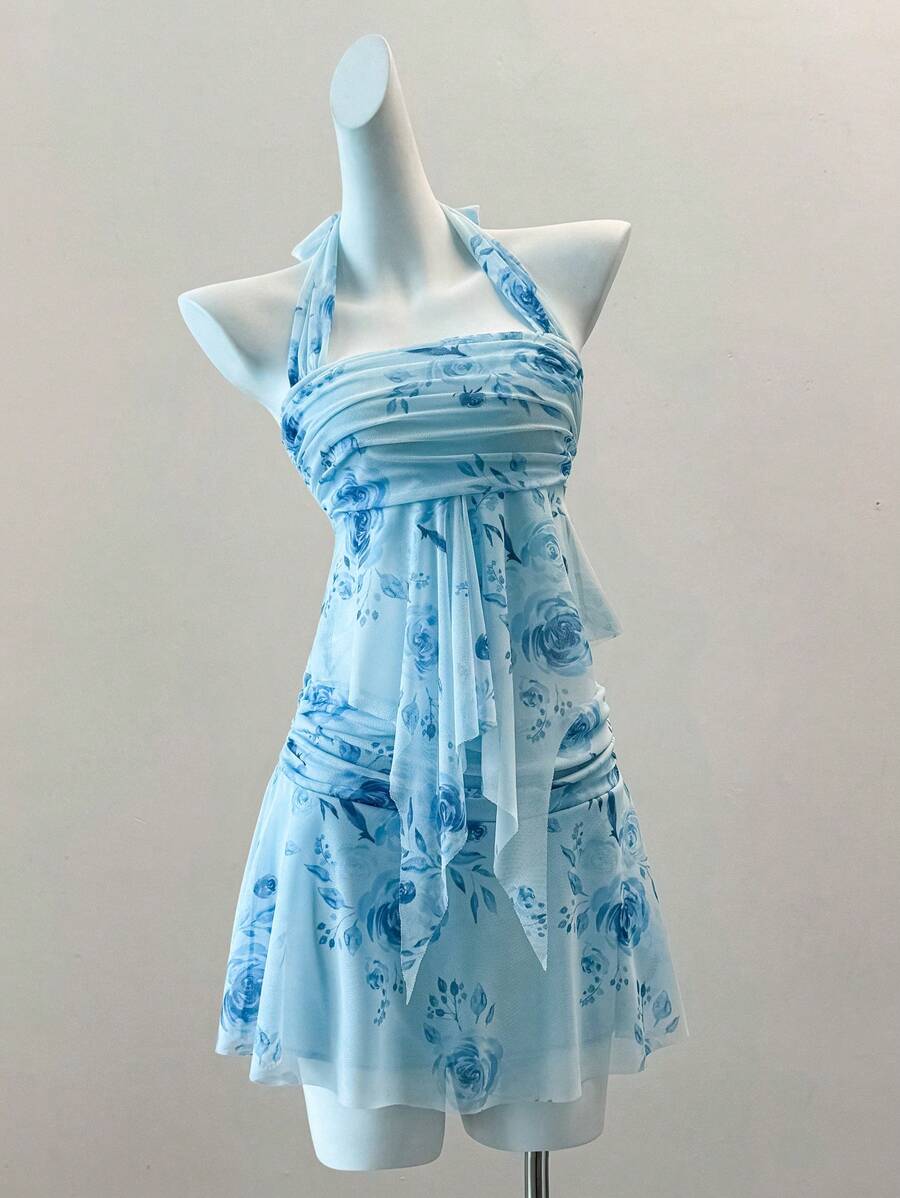 Zolique 2pcs/Set Women's Blue Vacation Printed Halter Top And Mini Skirt Set - Baby Blue - View 1