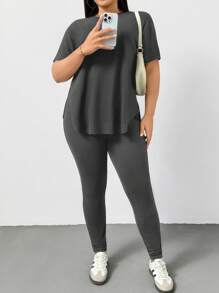 Shapeblank Bộ đồ thể thao giản dị mùa xuân và mùa hè cỡ lớn cho nữ, thoải mái, cơ bản, đa năng, giảm béo hàng ngày, áo phông tay ngắn màu đen và quần legging hai mảnh, bộ quần, trang phục đường phố, trang phục sân bay, trang phục mùa hè cho phụ nữ, trang phục đi chơi, quần áo Y2k, phong cách tối giản, trang phục nhà thờ cho phụ nữ - Màu xám đen - Xem 5