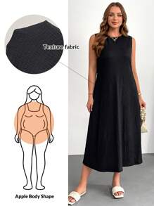 SHEIN Essnce 大码女装春夏时尚休闲宽松舒适基本款日常百搭纹理面料黑色无袖中长连衣裙，极简主义风格，老钱风格，女士教堂服装，女士机场服装，欧洲夏季，曲线连衣裙 - 黑色 - 查看 1
