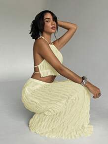 Aloruh 女士优雅浪漫约会度假海边度假海滩白色套装纯色褶皱露背短款吊带上衣和长裙夏季度假罩衫