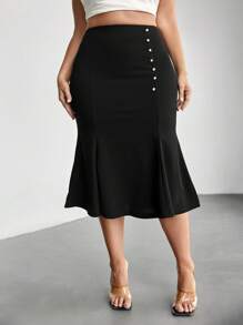 SHEIN Privé Plus Size Women Romantic Fishtail Hem Pearl Button Skirt, Elegant For Romantic Dates - Black - View 12