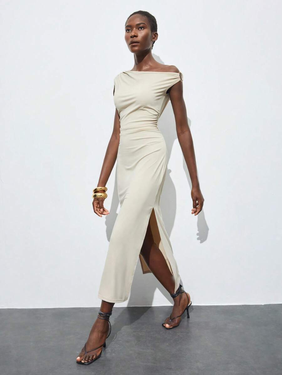 Maija 2025秋冬不对称肩部镂空连衣裙，金属环装饰，优雅都市浪漫Y2K乡村音乐节复古风，适合机场旅行、街头、婚礼嘉宾、生日、万圣节、商务休闲、约会、派对、返校 - 杏色 - 查看 1