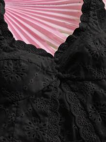 Soleia 女士刺绣开衩下摆拼接蕾丝花边休闲背心，适合度假、派对、下午茶、海滩、约会、夏季 - 黑色 - 查看 4