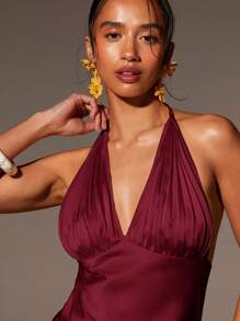 Athîral 女士纯色褶皱深V领性感时尚吊带背心 - 酒紅色 - 查看 1