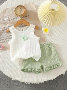 SHEIN Vintaside Kids Baby Girl Cute Jacquard Top & Jacquard Shorts Set, Spring/Summer Baby Girl Summer Outfits White And Green Baby Outfit