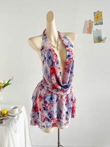 Soleia Vestido corto de tirantes con cuello profundo en V, volantes, bajo asimétrico y efecto tie-dye, ideal para vacaciones