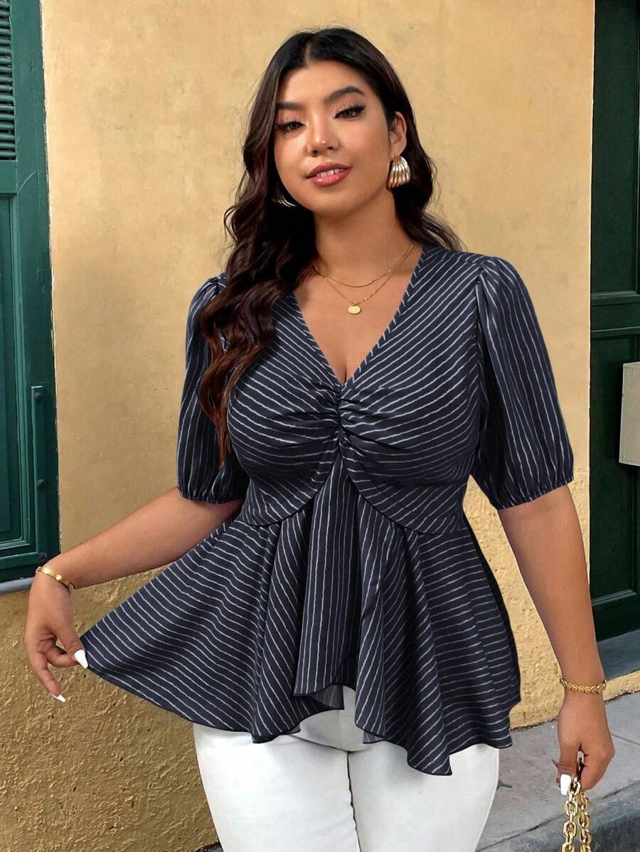 SHEIN Clasi Half Sleeve Ruched Hem Loose Casual Bubble Texture Blouse, Plus Size Design For Women - Multicolor - View 1