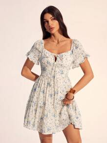 SHEIN Tall 女士夏季度假风格蓝色碎花纹理泡泡袖休闲短款连衣裙 女士春季服装 女士夏季连衣裙 女士春季服装 女士度假服装 女士沙滩服装 女士春季连衣裙 复活节服装 女士 Fairycore 浪漫婚礼季服装 日常服装、茶会礼服、女士夏季连衣裙