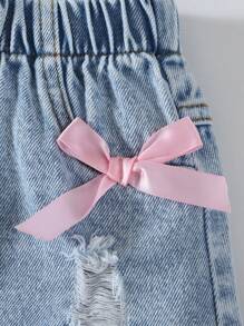 Young Girls Vintage Distressed Light Blue Denim Shorts With Pink Bow Pockets, Loose Fit, Comfortable Soft Fabric, Versatile - Light Wash - View 4