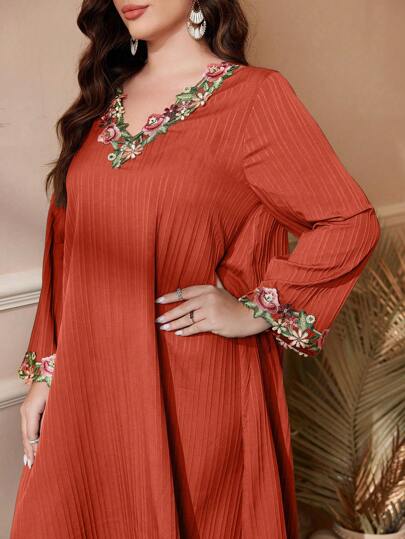 Al Najma 大码女式花卉贴花装饰 V 领长袖宽松 A 字优雅连衣裙，端庄、优雅、超长大码连衣裙