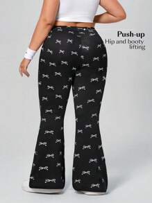 SHEIN Essnce Plus Size Women Knitted Denim Stretch Bow Print Flared Skinny Pants - Black - View 2