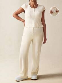 SHEIN Set de maternidad de 2 piezas: Top acanalado de cuello redondo sólido y pantalones