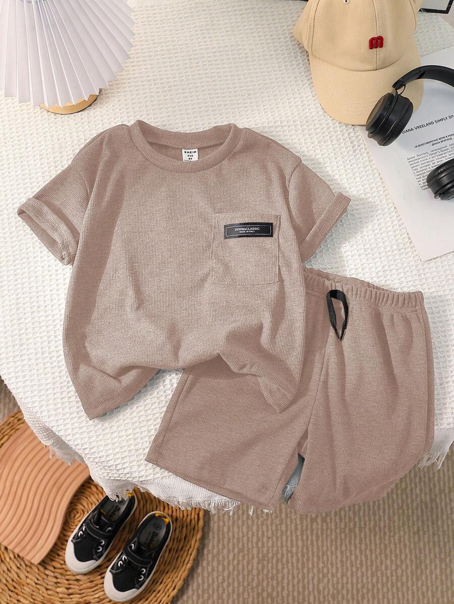 SHEIN Bộ 2 áo phông và quần short đơn sắc thường ngày cho bé trai, đa năng cho thể thao và đi chơi hàng ngày, thích hợp cho mùa xuân/hè - Màu Khaki - Xem 1