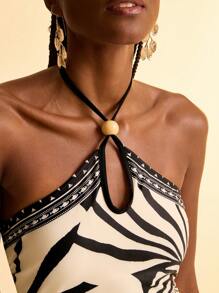 CAJUNI 女式波西米亚风复古米色和黑色花卉印花露背领口、胸前镂空串珠、腰部褶饰连体泳衣，春夏 - 彩色 - 查看 5