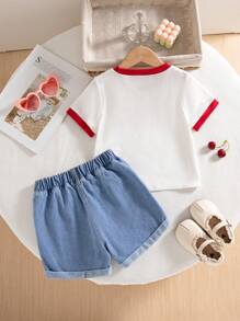 Conjunto de blusa de cuello redondo con ribete de contraste estampado de cerezas y shorts vaqueros con puños para niñas, informal y dulce, ropa de verano, atuendo de vaquera