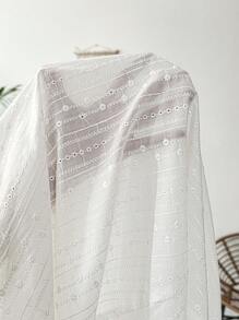 SHEIN Sukienka ciążowa z falbaną na dole i kwiatowym haftem - Biały - Zobacz 7