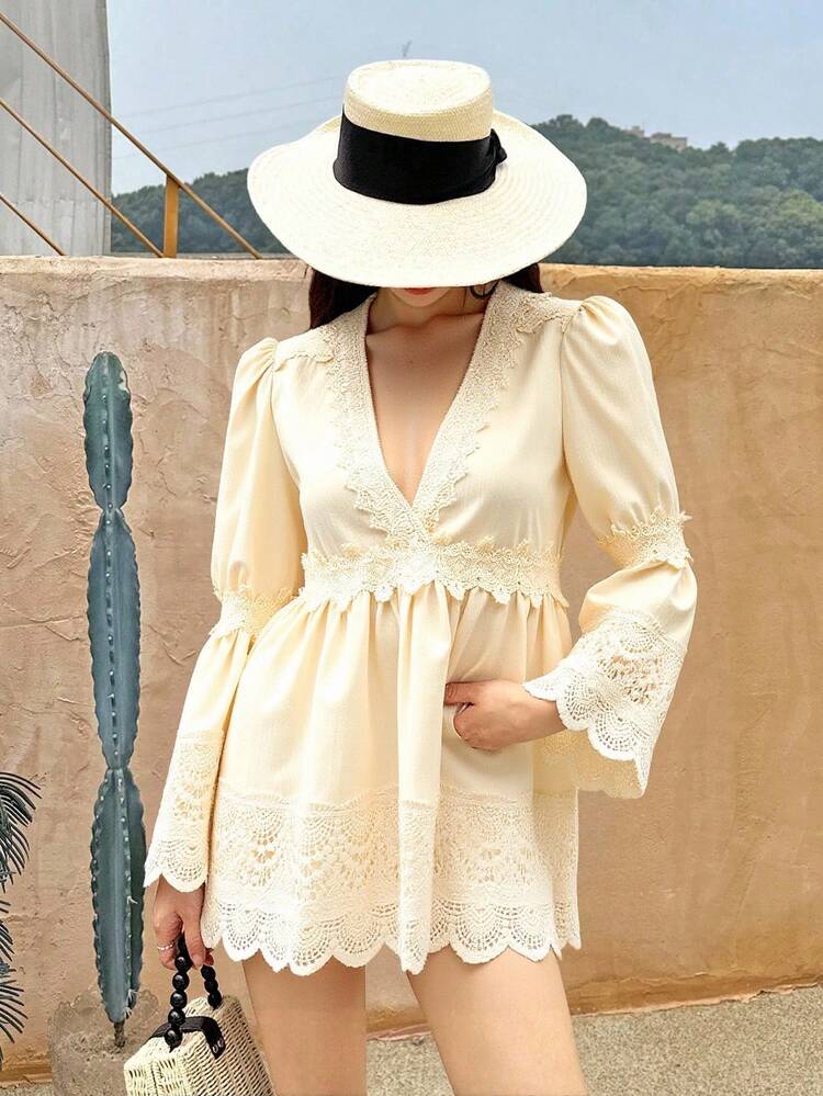 V-Neck Lace Splice Flare Sleeve Loose Casual Blouse For Women Long Sleeve Top Vacation