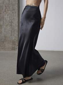Heiryn Women Plain Color Fashion Skirt Suitable For Summer - Black - View 4