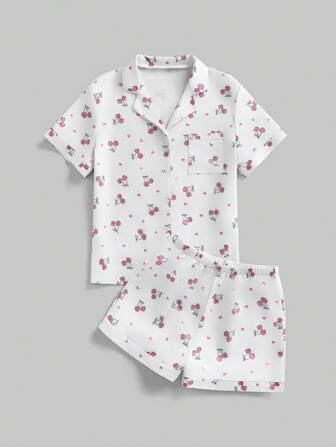 Conjunto de pijama cómodo para bebé en desarrollo con diseño de corazón de cereza, que incluye chaqueta de manga corta y pantalones cortos