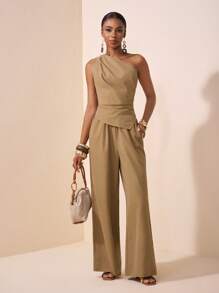 Zivah 2025夏季新款适合生日派对,日常出游,基础百搭,休闲风,网络流行,优雅,通勤,商务休闲,单肩斜肩,收腰,不对称下摆,女式上衣配直筒裤,拉链上衣,口袋裤子,卡其色夏季套装,女式两件套西装 - 卡其色 - 查看 4