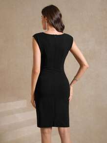 SHEIN Clasi Vestido elegante de mujer de ajuste y vuelo de manga corta de unicolor con bajo plisado, vestido elegante de mujer con fruncidos, vestido corto negro liso de ajuste ceñido con manga corta con escote entallado y cremallera, atuendo primavera/verano, profesional/de negocios/para el trabajo