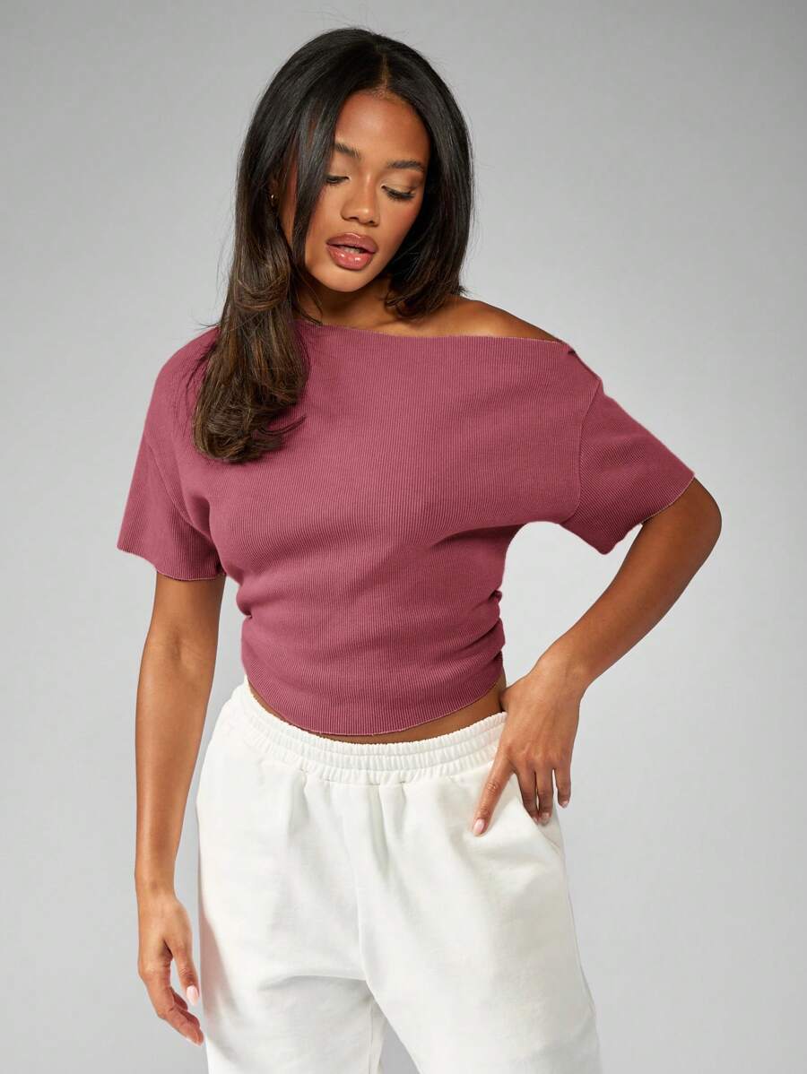 MISSGUIDED Off Shoulder Ribbed Short Sleeve Top Lightweight Casual Dropped Shoulder Summer Spring Fashion Basic T Shirt - Burgundy - View 1