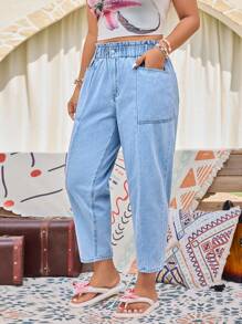 EMERY ROSE Plus Size Women's Pocketed Tapered Fashion Washed Cropped Pants - Light Wash - View 1