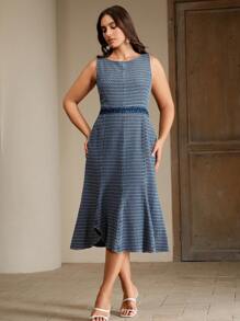 Anewsta Plus Size Stylish Slim-Fit Mid-Length Elegant Sleeveless Jacquard Denim Dress, Suitable For Women In Spring/Summer, Easter - Blue - View 3