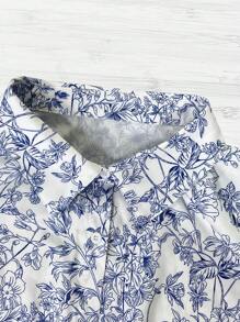 SHEIN LUNE Vintage Style Ditsy Floral Short Sleeve Shirt, Blue & White Branch Pattern, Retro, Aesthetic, Japanese Street Fashion - Multicolor - View 3