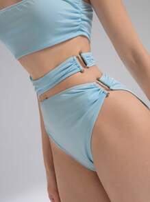 LYSMO 2025 Nouvelle arrivée Combinaison sans bretelles d'été pour femmes avec découpe sur le côté de la taille et détail d'anneau métallique. Parfait pour un style audacieux, une ambiance de fille branchée, une esthétique Y2K et une tenue de plage - Bleu ciel - Voir 9