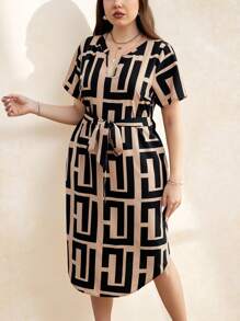 Chikora 大碼印花短袖V領開衩夏日連衣裙 - 杏色 - 查看 1